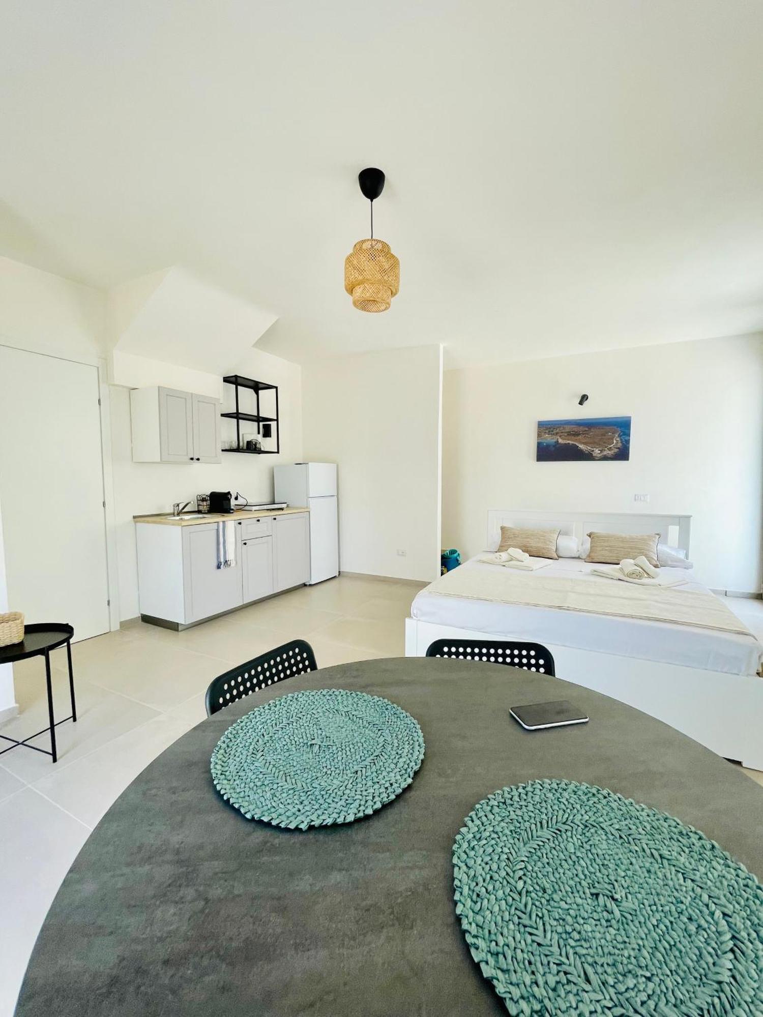 Anemos Apartments Марсала Экстерьер фото
